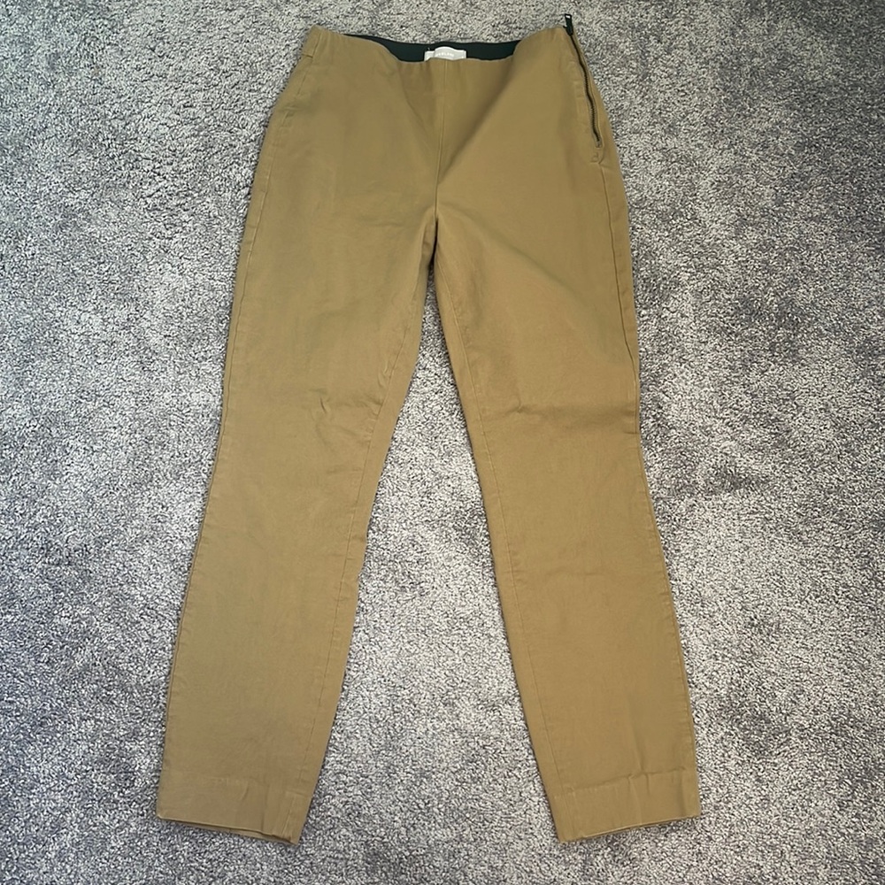 Everlane side-zip stretch pant in khaki. Size 4. Worn twice.